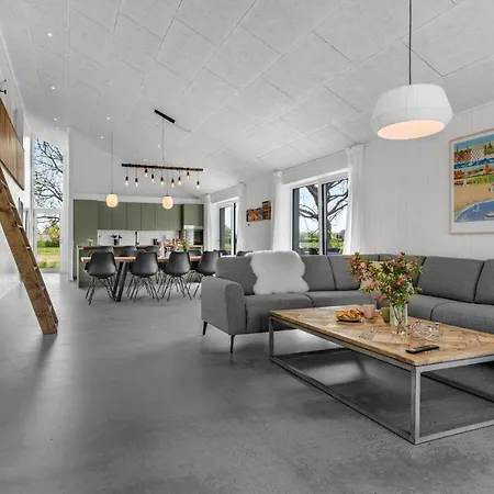 Beautiful In With Kitchen