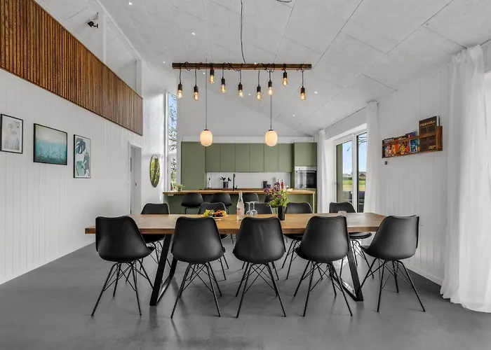Beautiful In With Kitchen Vakantiehuis