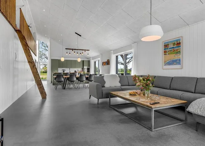 Beautiful In With Kitchen