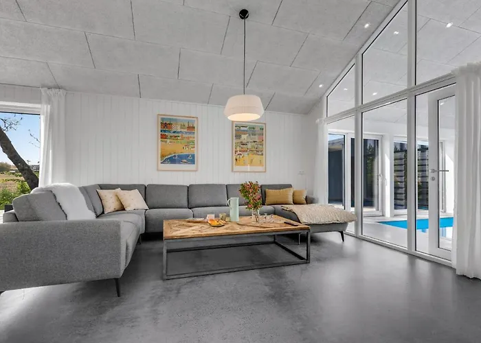 Vakantiehuis Beautiful In With Kitchen *