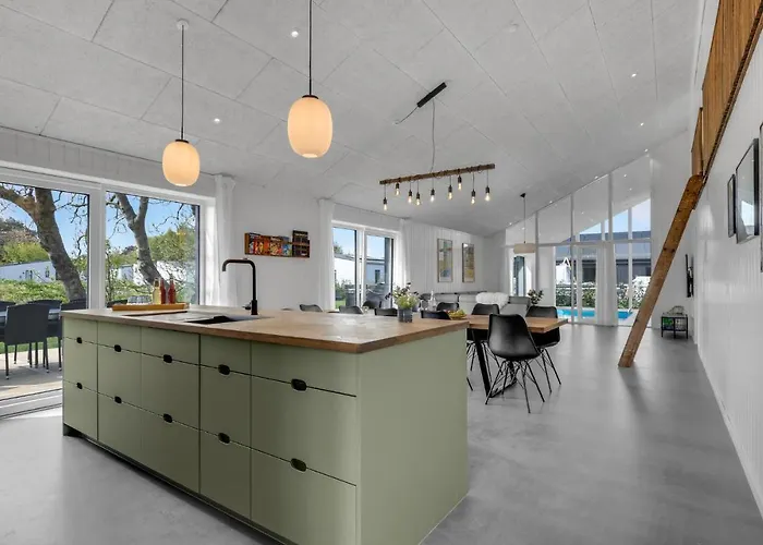 Vakantiehuis Beautiful In With Kitchen *
